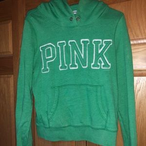 PINK VICTORIA’s SECRET HOODIE!